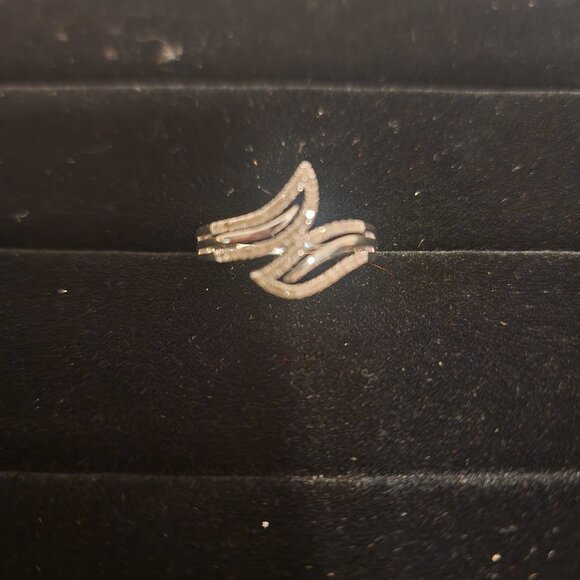 Women’s White Gold Rhodium Over Sterling Silver Diamond Ring – Size 7, 0.45 CTW - Picture 6 of 12